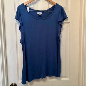 Women’s Old Navy T shirt. Size XL